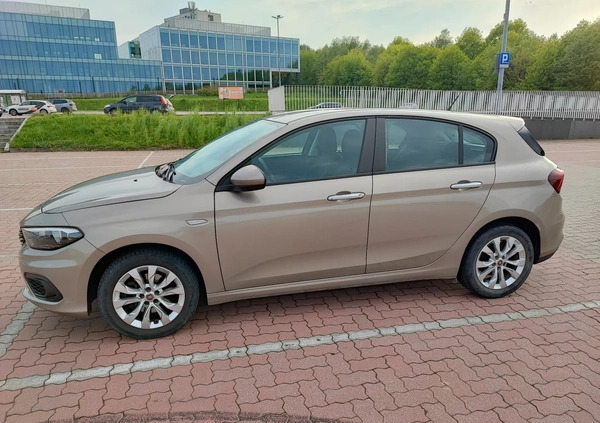 Fiat Tipo cena 48500 przebieg: 27300, rok produkcji 2018 z Leśnica małe 211